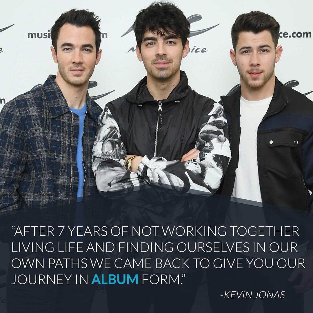 E! Onlineさんのインスタグラム写真 - (E! OnlineInstagram)「This is an 🆘: A little bit longer and our #HappinessBegins. 😭 Link in bio for everything we know about the Jonas Brothers' new album. (📷: Getty Images)」4月22日 23時48分 - enews