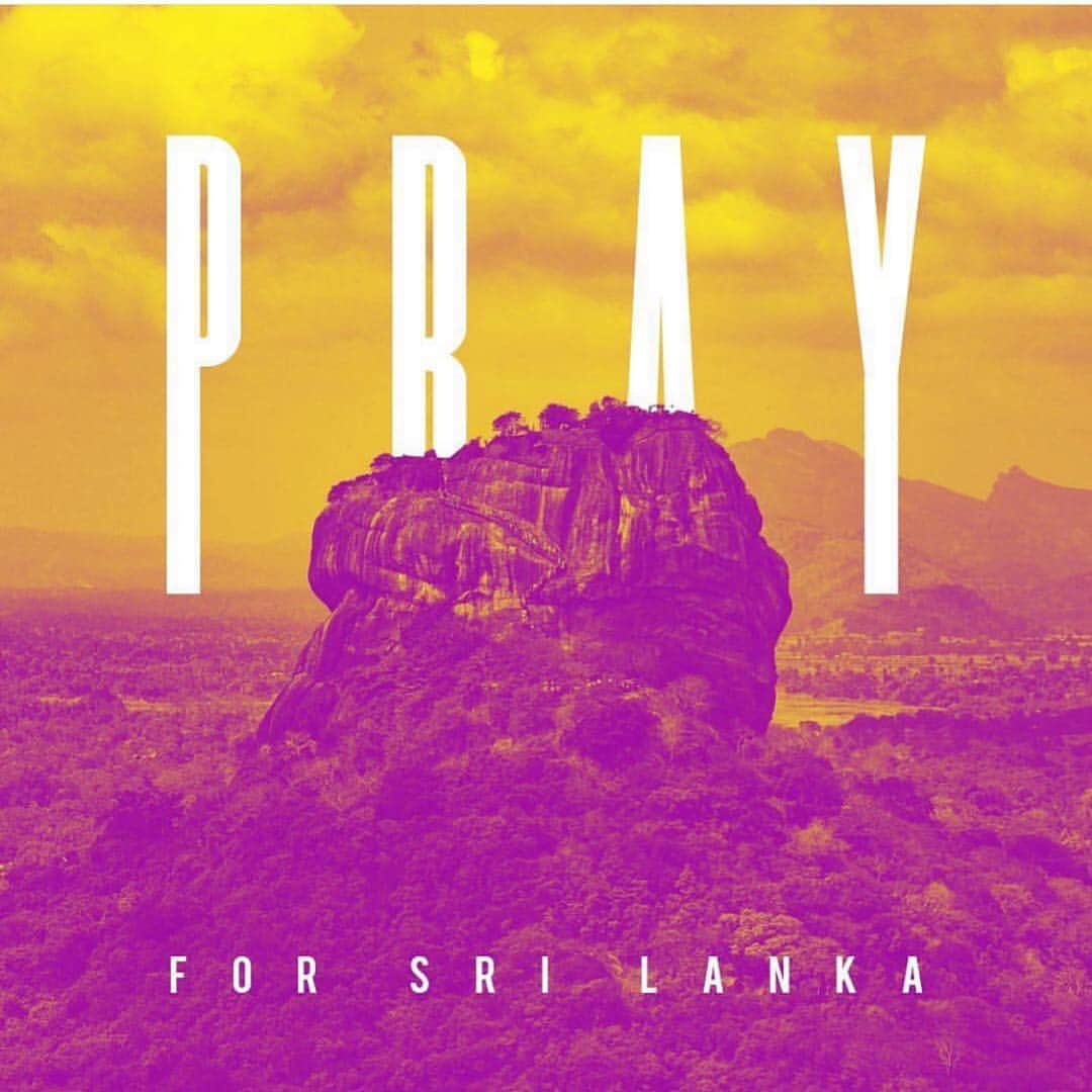 澤田友美さんのインスタグラム写真 - (澤田友美Instagram)「. ゆるせない #prayforsrilanka」4月22日 23時46分 - tomomi__sawada