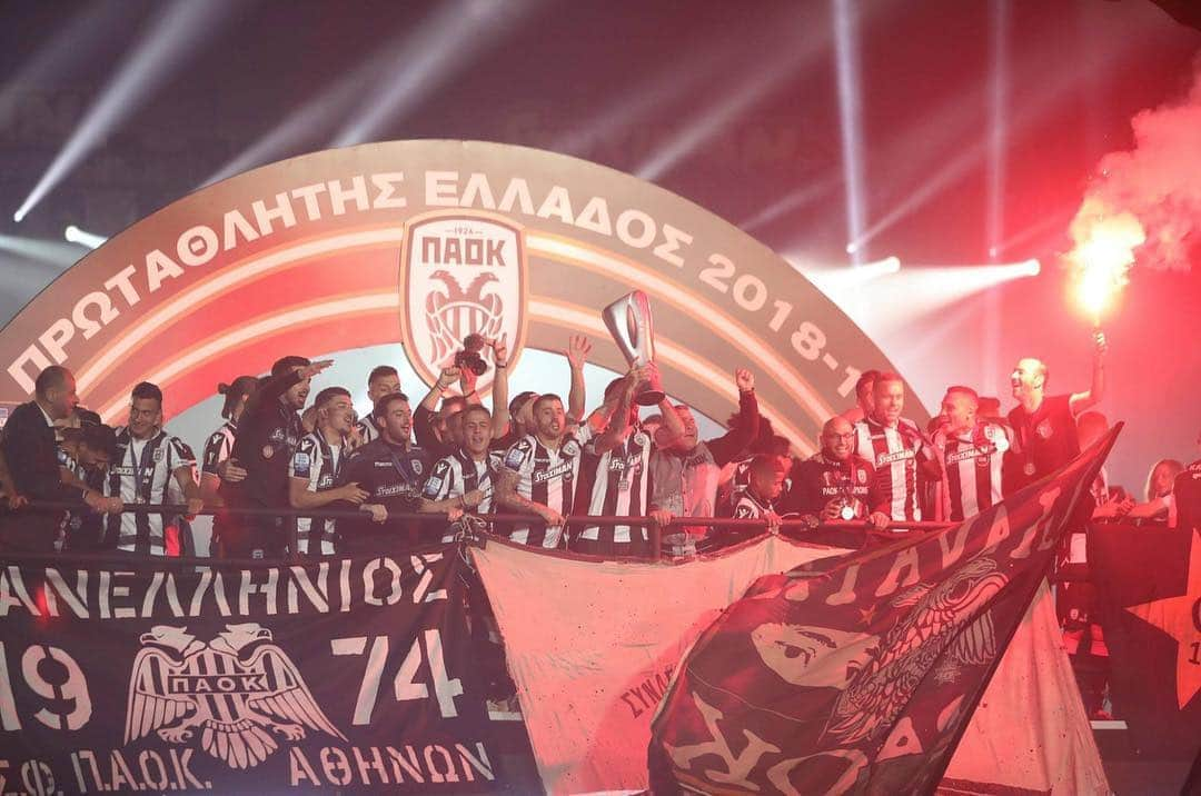 ダリオ・クレシッチさんのインスタグラム写真 - (ダリオ・クレシッチInstagram)「What an amazing day! 🇬🇷 After 34 year again on Top! Congrats to @paok_fc ,proud that i was also a part of the PAOK family. #paokfamily」4月22日 15時06分 - dario_kresic