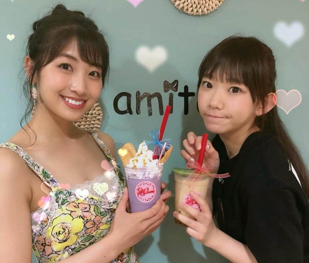 長澤茉里奈さんのインスタグラム写真 - (長澤茉里奈Instagram)「@amitapi.0129  ここたんーーー！！ 会いたかったよおお😭😭❤ あみたぴのタピオカめちゃくちゃ可愛い😭😭😭❤ 味もさいこーに美味しくて感動した！！！ 好きなことをお仕事にするってほんとに素敵だなあと尊敬の気持ちでいっぱい😭😭❤ あの頃を思い出し懐かしい気持ちでエモくなりながら飲みました。(とは) みんなも国際通り行ったらぜひに！❤❤❤ ここたんまた来るね🥰🥰🥰 #amitapi  #沖縄 #国際通り  #タピオカ #インスタ映え #タピオカ専門店」4月22日 15時51分 - marinanagasawa1008