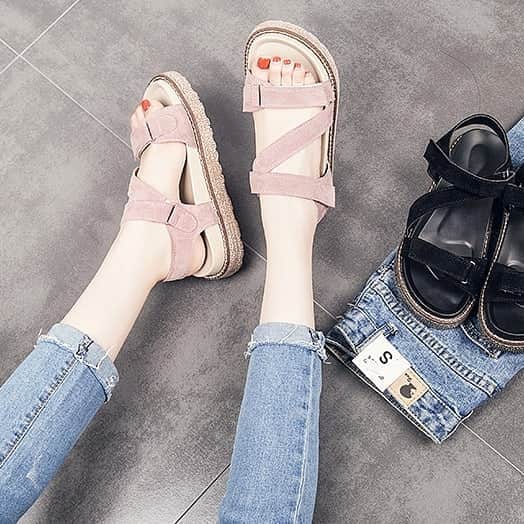 SweetHeart ショップさんのインスタグラム写真 - (SweetHeart ショップInstagram)「ヒット 厚底 サンダル SHS292108  商品番号【SHS292108】 【送料込み2980円】  こちらのWEBでこのままご購入いただけますよ。  #サンダル #リボンサンダル #ギンガムチェック #チェックサンダル #サンダルコーデ #ヒット#ガーリー #snidel #プチプラ #プチプラファッション #l4l #プチプラコーデ #夏ファッション #l4f #夏コーデ #ザラジョ#ママファッション #baseec #ザラ #ユニクロ #ジーユー #いいねした人全員フォローする #スナイデル #今日のコーデ #レディースファッション #zara #夏物 #夏服 #韓国ファッション#オルチャンファッション」4月22日 16時26分 - sweetheartstore0711