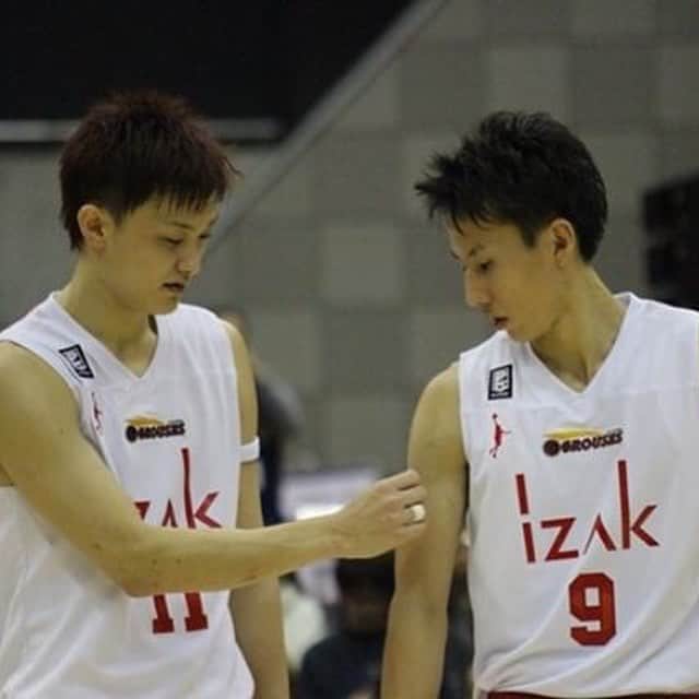 宇都直輝のインスタグラム：「２年連続残留プレーオフからＣＳ出場！！！ 色々あったけど、本当に嬉しい！ 水戸氏泣かないでね！笑笑 さ！ＣＳも応援お願いします！ 頑張ります！！！ᕦ(ò_óˇ)ᕤ  #みとうと #まだまだ #頑張りましょう #水戸宇都」