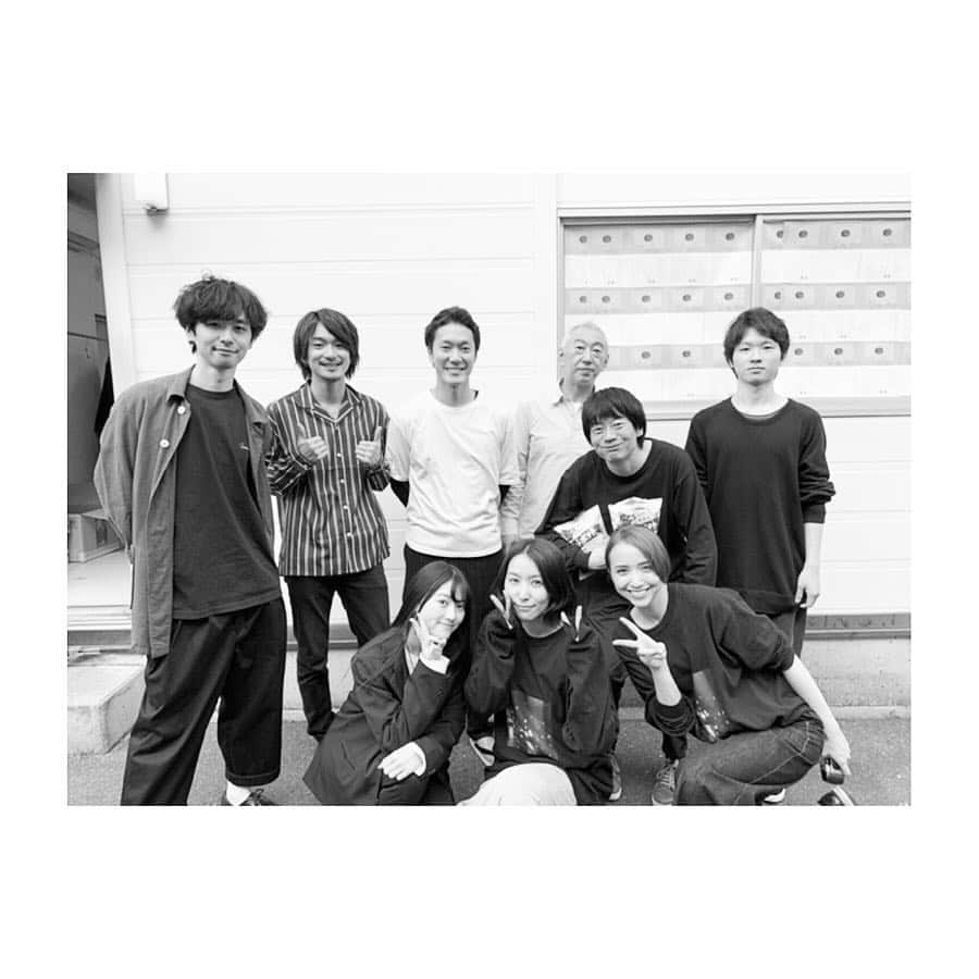 橋本淳のインスタグラム：「. 劇団た組 「在庫に限りはありますが」 2019.4/10〜4/21 すみだパークスタジオ倉 . 無事に全公演終了しました。 連日沢山のご来場ありがとうございました。 . 稽古期間を含めると約１カ月半 とても貴重で大事な期間でした。 こんなにも素敵な座組は、 なかなかないと思うほど。 キャスト・スタッフ一丸となり、 舞台に臨みました。  これからも自分にとって、 とても大きな存在で きっと財産となる作品です。  そんな作品と出会えたこと この芝居が出来たことに 本当に感謝しております。 平成最後がこの作品でよかった。 皆さま、お疲れ様でした。  さらに、 観てくださったお客様、 ありがとうございました。  加藤拓也くんに感謝します。 . . . #劇団た組 #在庫に限りはありますが #加藤拓也 #橋本淳 #徳永えり #豊田エリー #森下亮 #木本花音  #鳥谷宏之 #山木透 #谷川昭一朗 #今作で一番好きな台詞」