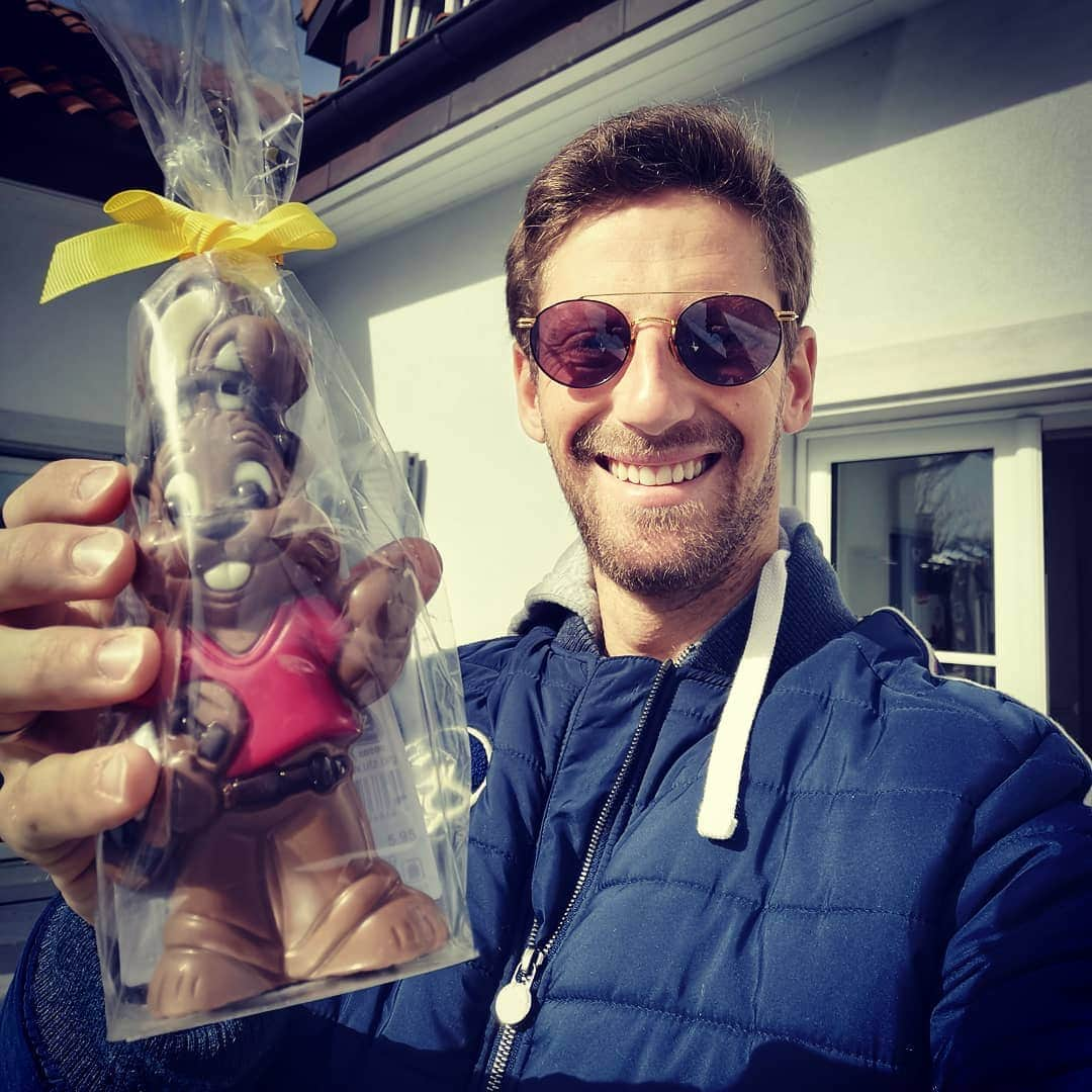 ロマン・グロージャンさんのインスタグラム写真 - (ロマン・グロージャンInstagram)「#Easter hunt 🍫🐰」4月22日 17時00分 - grosjeanromain