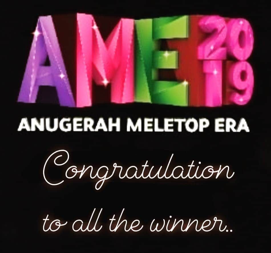 Terry Birdさんのインスタグラム写真 - (Terry BirdInstagram)「Hi all.. 👋🏻 Congratulation kepada semua pemenang-pemenang di Anugerah Meletop ERA 2019!! 👏🏻🎉🎊 #anugerahmeletopera2019 #ame2019」4月22日 17時34分 - takaaki_terry