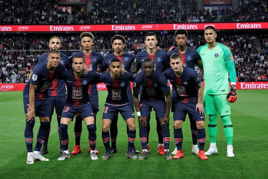 エミレーツ航空さんのインスタグラム写真 - (エミレーツ航空Instagram)「Congratulations to @PSG on becoming league #CHAMPI8NS yesterday! Check out the special jerseys from last night's match which the team wore as a tribute to Notre Dame de Paris.  #ICICESTPARIS #EmiratesAirline #FlyEmiratesFlyBetter」4月22日 17時59分 - emirates