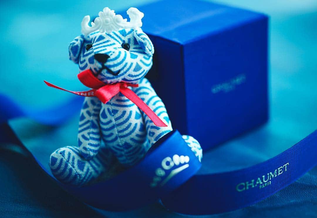 Conrad Tokyoのインスタグラム：「ショーメの世界観を表現した新時代の幕開けを祝う「プリンセス・セレブレーション」アフタヌーンティーは5月1日から。 ※画像はイメージです http://ow.ly/CLzI30oeTBv Celebrating new era for Japan, Conrad Tokyo is collaborating with France’s high jewelry maison Chaumet presenting a new, limited edition afternoon tea set featuring Princess Celebration theme inspired by the Chaumet’s iconic tiara motif and jewelry collections. *Image is for sample only #コンラッド東京 #ホテル #汐留 #東京 #日本 #バー #トゥエンティエイト #ラウンジ #コンラッドアフタヌーンティー #アフタヌーンティー #スイーツ #ショーメ #令和元年 #令和 #コンラッドベア  #ConradTokyo #StayInspired #Conrad #hotel #Tokyo #Japan #twentyeight #lounge #bar #spring #sweets #afternoontea #Chaumet #conradbear」