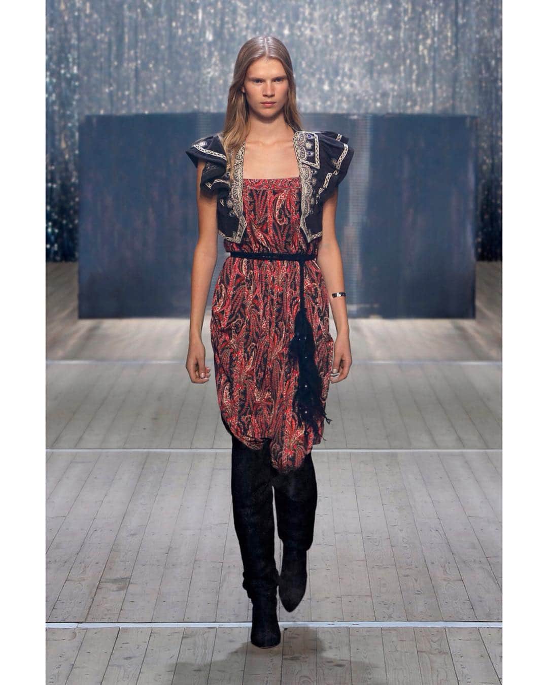 TOMORROWLAND_JPのグルメインスタ