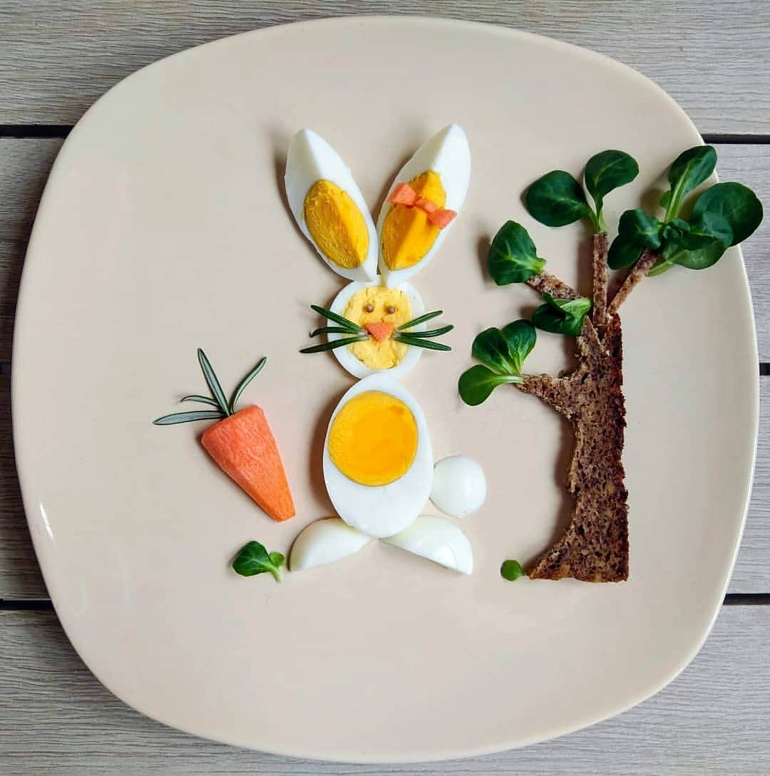 Eggs Conceptさんのインスタグラム写真 - (Eggs ConceptInstagram)「🐰🐣 by 👉 Anita Hozzátáplálás Kreatívan @picifalat 👈  #picifalat #eggsconcept #egg #eggs #easter #eastermonday #followtherabbit #rabbit #boiledeggs #carrot #eastertime #spring #springvibes #springtime #printemps #primavera #весна #Frühling #instagram #instagood #vsco #goodvibes #creativity #easteregg #diy #diyideas #happyeaster #oeuf #yumurta #ägg」4月22日 18時43分 - eggsconcept