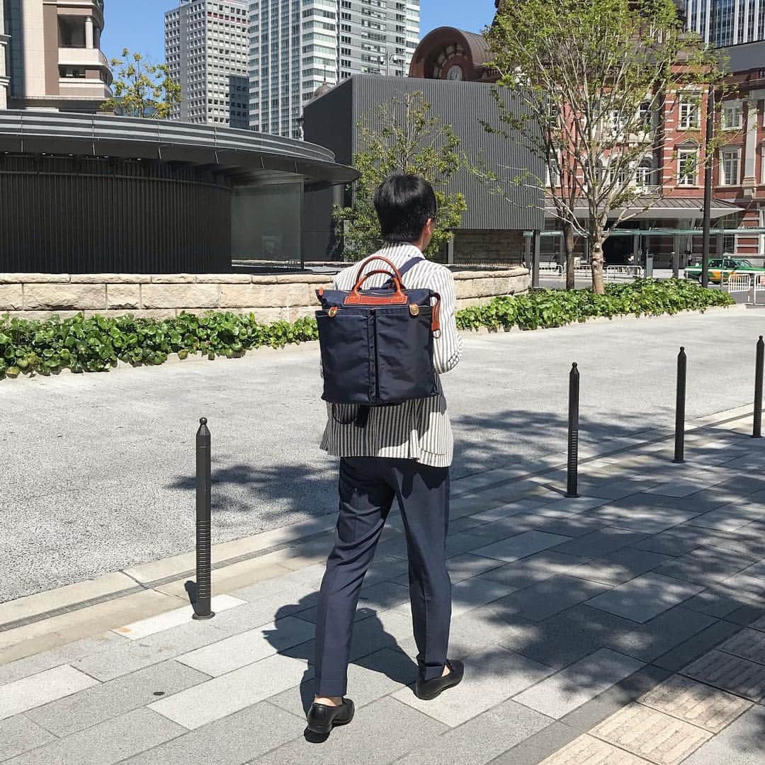 Felisi Japan 〔フェリージ〕さんのインスタグラム写真 - (Felisi Japan 〔フェリージ〕Instagram)「【フェリージ 丸の内店】 . GW、フェリージを持って旅にでませんか？ . 4/12(金)〜4/26(金)の期間、フェリージ直営店、パートナーシップ店、オンラインショップにて「トラベルフェア」を開催しております。 . 上記期間中に、トラベルにまつわる特定アイテムをお買上の方に、トラベルに役立つ素敵なノベルティをプレゼント。 ※ノベルティはなくなり次第、終了となります。予めご了承ください。 . 丸の内店ではフェアに合わせ、スタッフお勧めのボストンバッグやリュック等をバリエーション多く揃えておりますので、ご旅行のご準備に、是非お越しくださいませ。皆さまのご来店お待ちしております。 . . . #felisi #shop #marunouchi #travel #bostonbag #rucksack #GW #フェリージ #丸の内店 #新丸ビル2F #トラベルフェア #ボストンバッグ #リュックサック #トラベルバッグ #トラベルグッズ #ゴールデンウィーク #大型連休 #10連休 #旅行 #旅」4月22日 18時54分 - felisi_japan