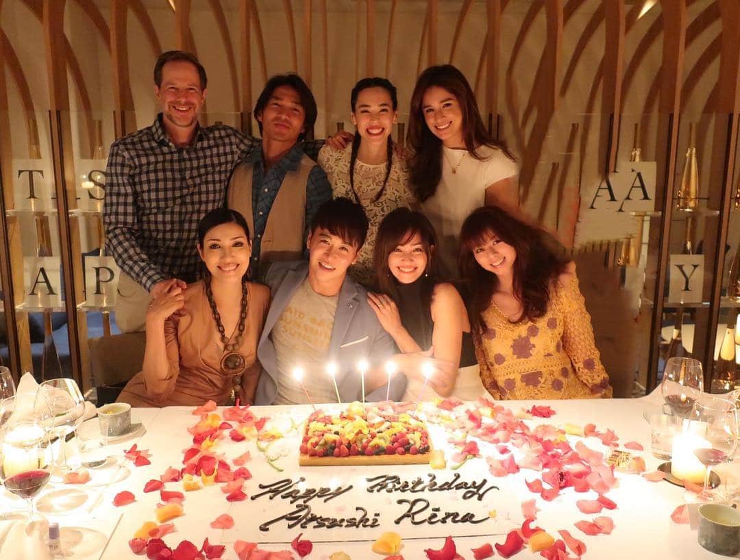 エミ・レナータのグルメインスタ