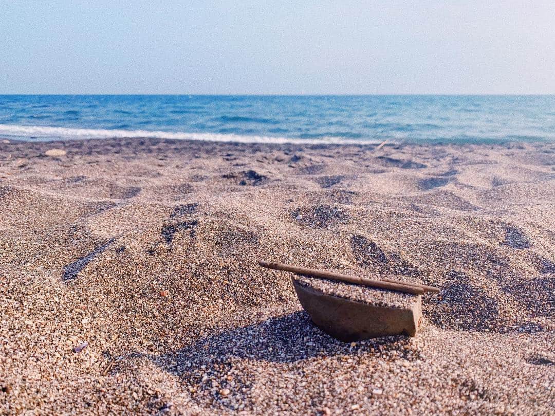 松林裕香さんのインスタグラム写真 - (松林裕香Instagram)「七里ヶ浜と鎌倉🇯🇵 私の想い出の場所でもあり、 大好きな場所🙌✨ 将来はここらへんに住みたいなぁ。 海を見てると、スーッと気持ちが楽になる。 . #七里ヶ浜#鎌倉」4月22日 19時32分 - yukapiano_
