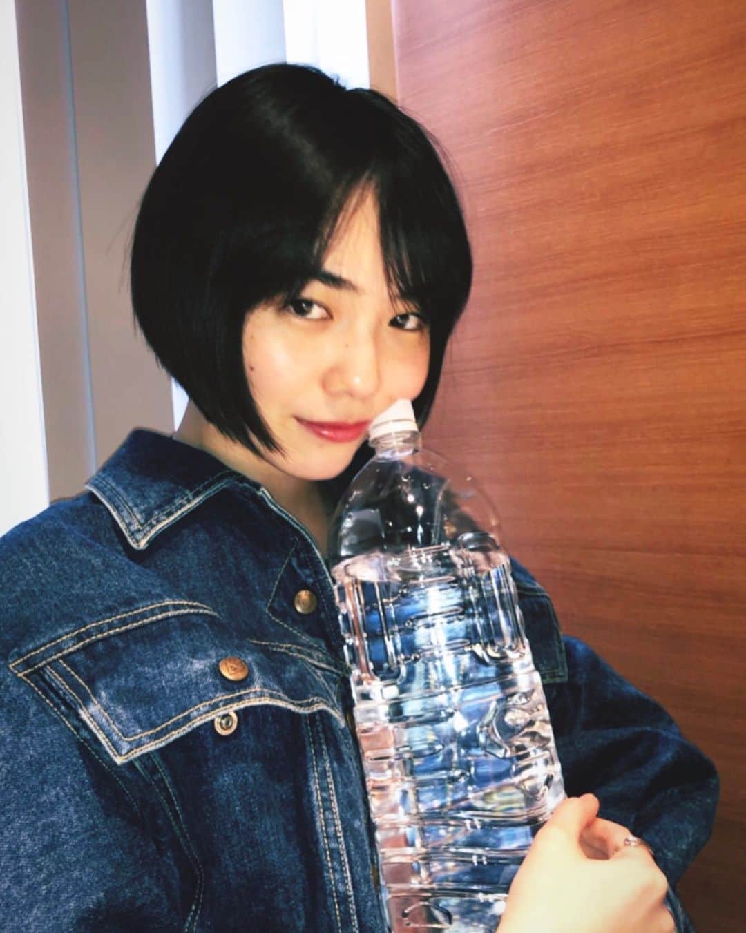 Mikako さんのインスタグラム写真 - (Mikako Instagram)「新曲の振り入れしてましたお楽しみに🥛🥛🥛」4月22日 20時34分 - mikako_faky