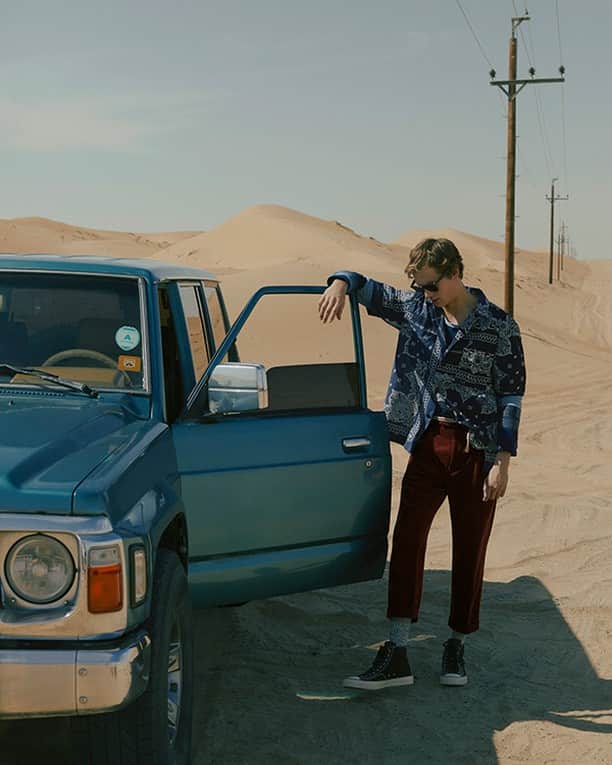 MR PORTERのインスタグラム：「When you didn't go to Coachella but still want some of that desert life 🌴 #MRPORTERontheroad⁣ -⁣ 🔗Head to the link in bio. to discover the trends we're backing this summer (which may or may not be festival ready). #MRPORTER」
