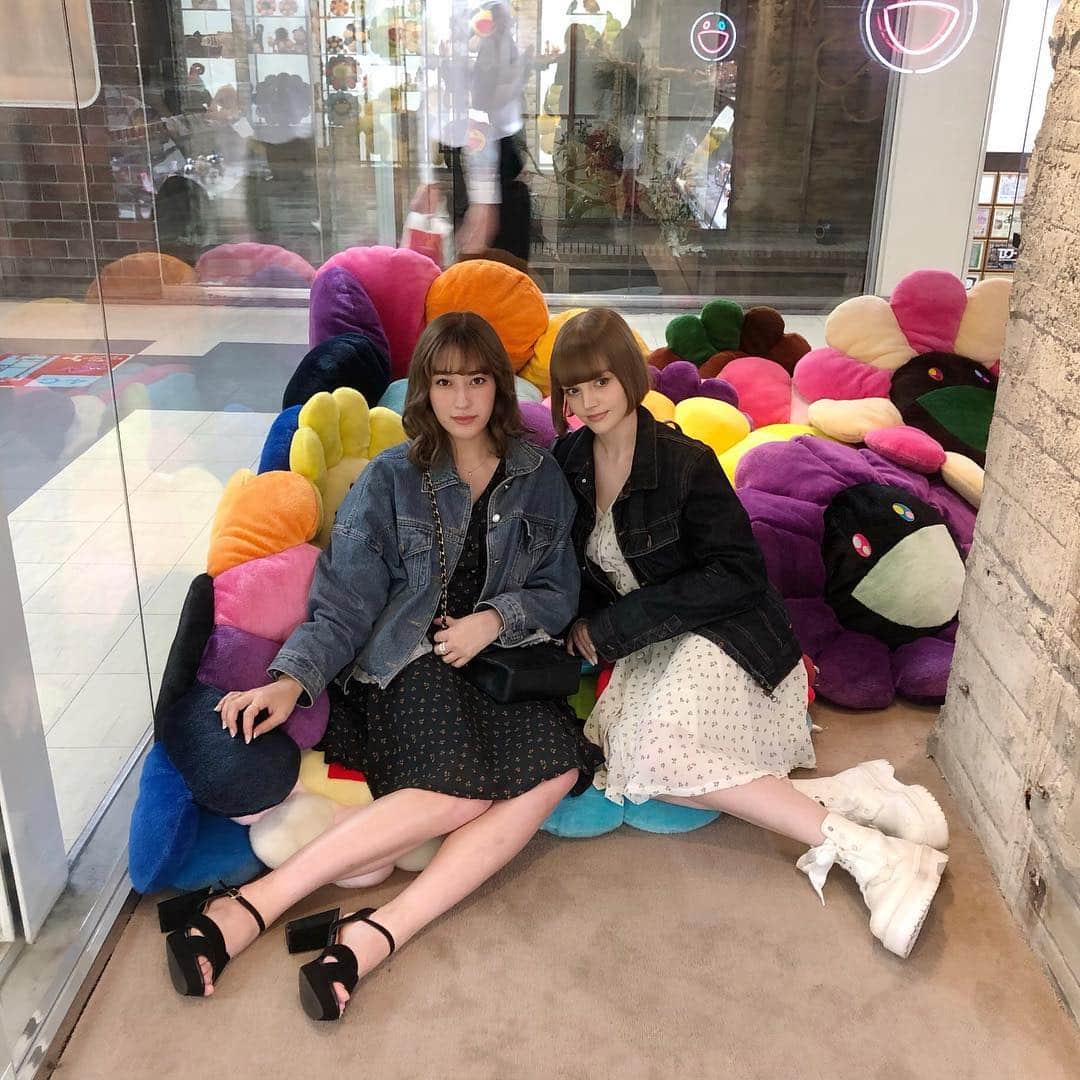 平田梨奈さんのインスタグラム写真 - (平田梨奈Instagram)「@koti.rose と #双子コーデ ❤️ 中野にある #Zingaro 展に行って来ました😊」4月22日 21時29分 - hirari_official