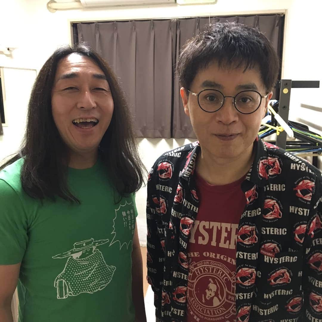 キートンのインスタグラム：「「志らくひとり舞台」 行きました！ R―1の時はお世話になりました。 とご挨拶できました。 頑張って下さいと言ってもらいました。 写真も撮ってもらいました。 嬉しい。  #志らくひとり舞台 #立川志らく 師匠 #キートン」