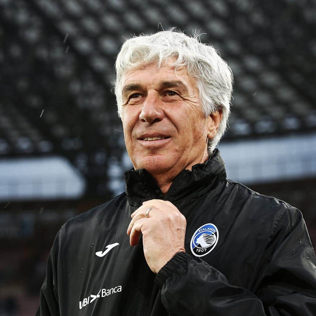 アタランタBCさんのインスタグラム写真 - (アタランタBCInstagram)「🎙 Mister #Gasperini: “Questa è una vittoria che ci dà tutta un’altra dimensione” 📲 Link all’intervista nelle stories ~ #NapoliAtalanta #GoAtalantaGo ⚫️🔵 #Atalanta #Bergamo #coach #football #calcio #forzaAtalanta」4月23日 8時23分 - atalantabc