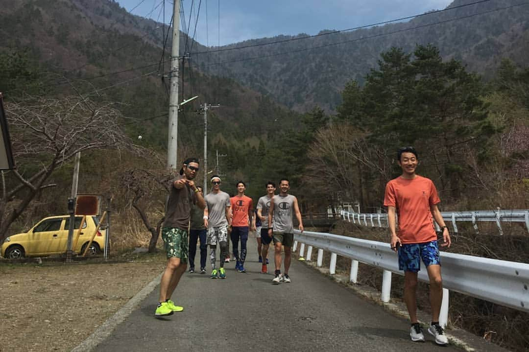 ニッチロー'さんのインスタグラム写真 - (ニッチロー'Instagram)「TEAM CPFU 山梨県西湖 一泊二日合宿🏃  めっちゃキツかった〜  こういうの高校以来かも💦  走力もチーム力も確実にレベルアップしました👍  大人の部活動最高です😆  #teamcpfu  #cpfu #championjp  #champion #チームcpfu #チャンピオン #大人の部活動  #西湖合宿 #山梨 #キツかったけど楽しかった #まだまだ速くなれる #アツロー #ノッチさんインスタ始めたよ」4月23日 8時32分 - nicchiro5.1