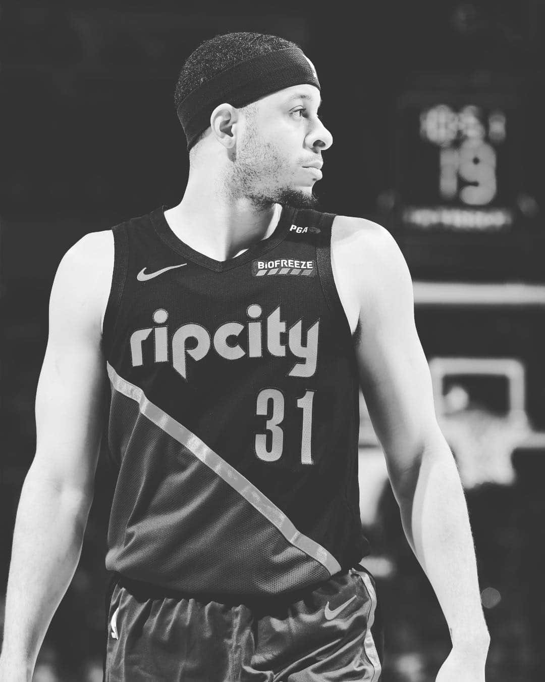 セス・カリーさんのインスタグラム写真 - (セス・カリーInstagram)「3️⃣ #ripcity」4月23日 0時47分 - sdotcurry