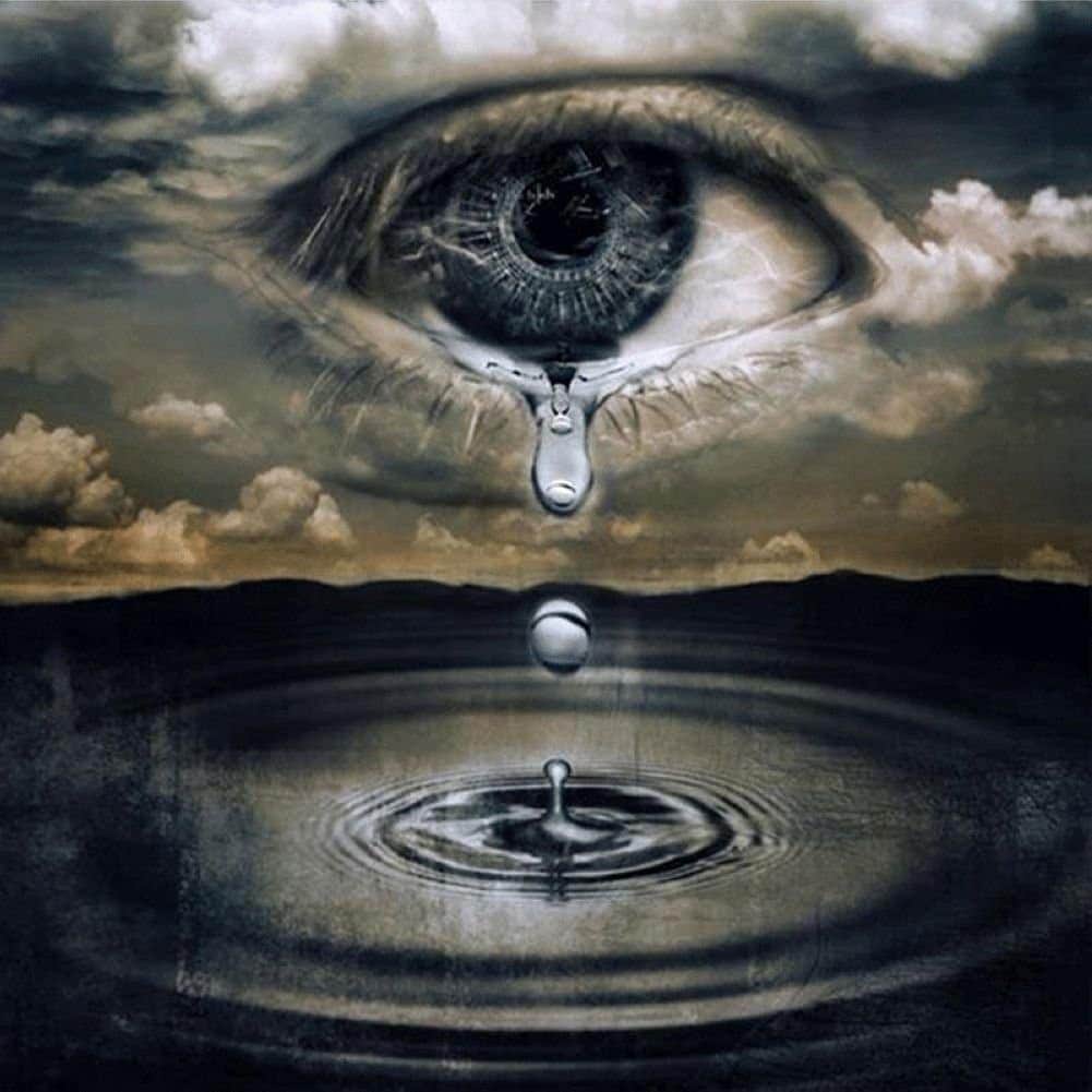 ハイメ・アルグエルスアリさんのインスタグラム写真 - (ハイメ・アルグエルスアリInstagram)「The world is in tears again,and we keep crying blood drops from our worst enemy: ourselves, humans.  #prayforsrilanka」4月23日 1時22分 - squire.music