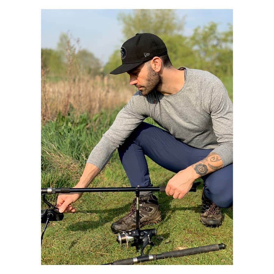 ラミン・カリムルーさんのインスタグラム写真 - (ラミン・カリムルーInstagram)「Another great day on the lake @premierfisheries .. @j_fishing_ had to catches while I caught .... the sun. Still, all that time together is priceless.」4月23日 2時34分 - raminkarimloo