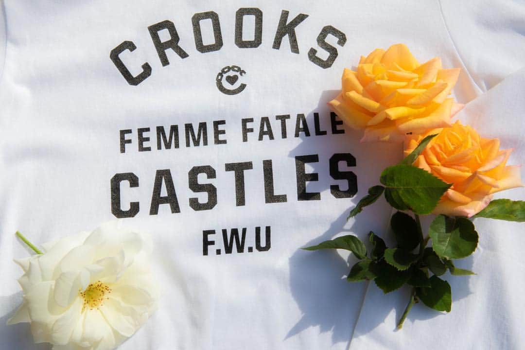 Crooks & Castlesさんのインスタグラム写真 - (Crooks & CastlesInstagram)「// FEMME FATALE // . #CROOKS #CASTLES #CROOKSNCASTLES #CROOKSANDCASTLES #CSTC」4月23日 2時34分 - crooksncastles
