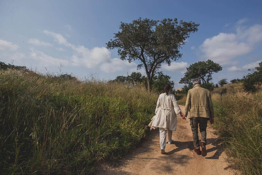 アンドレア・ボチェッリさんのインスタグラム写真 - (アンドレア・ボチェッリInstagram)「. Sabi Sabi wildlife reserve . #🇿🇦 . ph: @lucarossettiph」4月23日 2時32分 - andreabocelliofficial