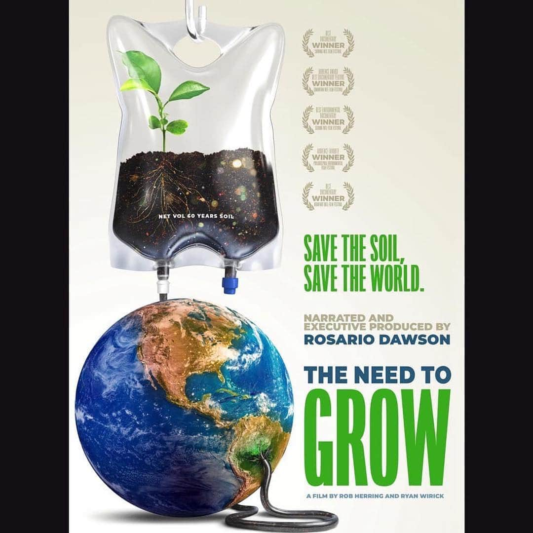 ロザリオ・ドーソンさんのインスタグラム写真 - (ロザリオ・ドーソンInstagram)「・・・ Happy Earth Day!! 🌍🌍🌍 Check out our brand NEW POSTER for The Need To GROW. 😀  Take a moment today to think about how you can be more active in your local community to support lower waste systems, and a regenerative future.  Everything from single use plastic, to herbicides in public parks, to the amount you water your lawn - there are nearly endless opportunities to be better stewards of our home planet.  We must protect the only home we know. And we're quickly approaching a time when it will be too late. This is not a time for fear, but it's also not a time for apathy. We MUST take action.  Of course, food is by far still the biggest way you can make an impact. More local, more whole, more homegrown, more organic, more regenerative. Fewer chemicals, less meat, less processed food.  We can do this! Please comment and share our post in celebration of #EarthDay 🌱🌲🌳 We'll have more news soon about where you might be seeing this poster. 😎  #Repost @theneedtogrow . . . #theneedtogrow #earthconsciousfilms #soil #savethesoilsavetheworld #regenerativefarming #agriculture #regenerativeagriculture #localfood #healthyfood #feedtheworld #urbanfarms #urbanfarming #compost #seedsaving #schoolgardens #garden #gardening #growyourown #foodwaste #biochar #documentary #independentfilm #indiefilm #gmo #nongmo #gmofree #hellnogmo」4月23日 3時21分 - rosariodawson