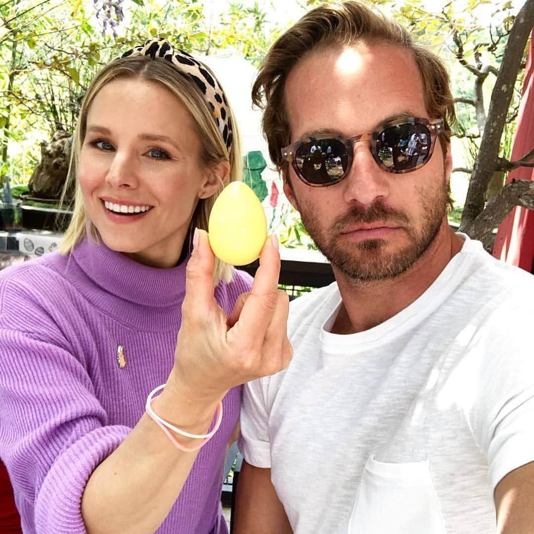 クリスティン・ベルさんのインスタグラム写真 - (クリスティン・ベルInstagram)「#Repost @hiryanhansen ・・・ We found it. Keister Egg. 🐣  #RonnieMars #veronicamars @veronicamars」4月23日 4時42分 - kristenanniebell