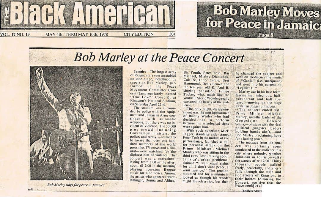 ボブ・マーリーさんのインスタグラム写真 - (ボブ・マーリーInstagram)「On this day in 1978, Bob Marley brought together the leaders of Jamaica's warring political parties on stage as a showing of unity at the One Love Peace Concert in Kingston! It was a historic moment for both music and Jamaican history, which led to a period of non-violence in the neighborhoods of Jamaica, as well as Bob being awarded the U.N. Peace Medal. #todayinbobslife」4月23日 4時54分 - bobmarley