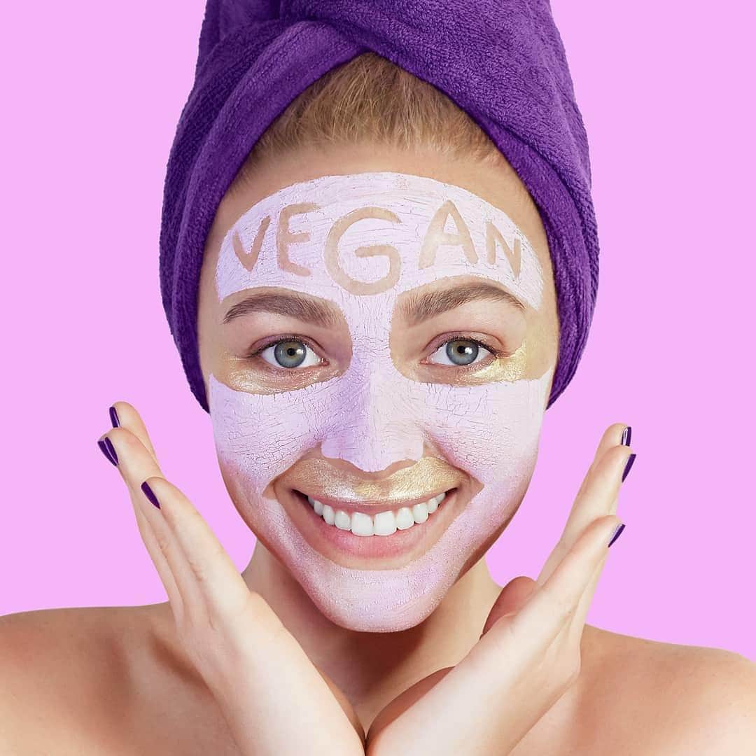 Tarte Cosmeticsさんのインスタグラム写真 - (Tarte CosmeticsInstagram)「There's no better way to achieve flawless skin that you'll feel good about than with our 100% #VEGAN #tarteskin collection! 🌱 Want to WIN 5 tarte #veganskincare products of your choice?!?! HERE ARE THE RULES: 🧖‍♀️FOLLOW us on IG (@tartecosmetics) 🧖‍♀️LIKE this pic 🧖‍♀️COMMENT below your ride-or-die #tarteskin product (US & INTL) We will be contacting the 5 winners via DM. GOOD LUCK! #GIVEAWAY #EarthDay #crueltyfree #rethinknatural #veganskincare」4月23日 5時20分 - tartecosmetics
