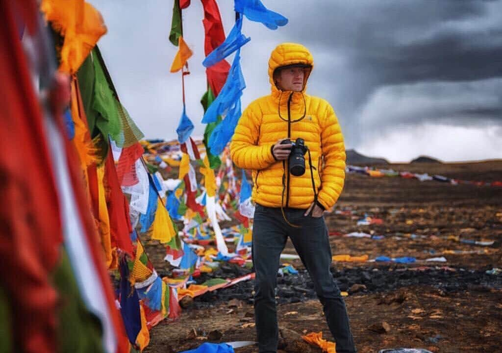 Cory Richardsさんのインスタグラム写真 - (Cory RichardsInstagram)「Photo by @ladzinski // If you missed it, we posted part 2 of  the answers for our Ask Me Anything about High Altitude Photography. Check out both @ladzinski and my stories.  #ama #everest @nikonusa #nikoneverest #photography #portrait」4月23日 5時31分 - coryrichards