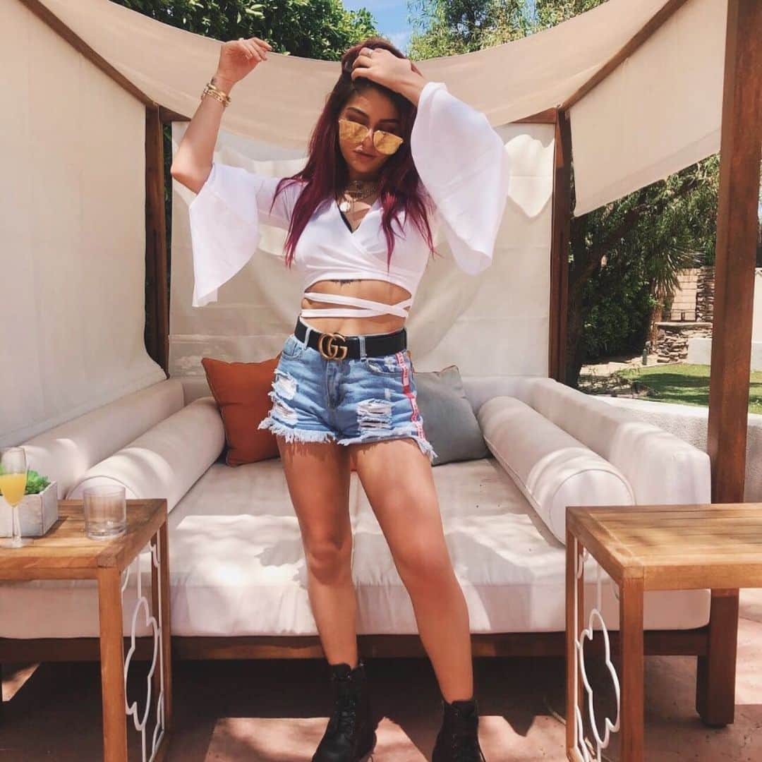 SHEINさんのインスタグラム写真 - (SHEINInstagram)「A style made perfect for everyday! @andrearussett 🔍Search:519687,442510 🔗Link in bio. #SHEIN #SHEINgals  #SHEINstyle#SHEINfestival  #Festivalfashion #musicfestival  #shorts」4月23日 6時03分 - sheinofficial