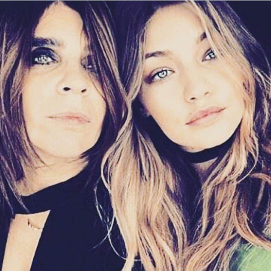 カリーヌ・ロワトフェルドのインスタグラム：「Happy birthday GiGi❤️ @gigihadid」