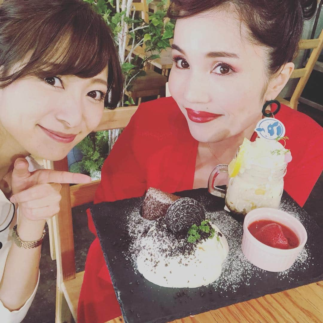 平野ノラさんのインスタグラム写真 - (平野ノラInstagram)「チョウチンアンコウ💡と白目女子アナ🤞🤞🤞 #東海テレビ #スイッチ #隔週で火曜日 #生放送出演してます #東海地方の方は #観るっきゃないゾ #速水アナ #平野ノラ #okバブリー」4月23日 6時32分 - noranoranora1988