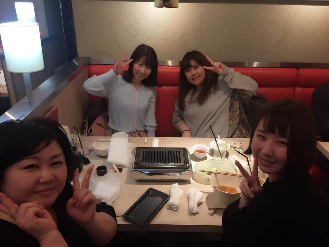 池辺愛さんのインスタグラム写真 - (池辺愛Instagram)「先日のmonaka女子会♡ 最高に楽しかった😍 美味しかった😍 ちかちゃんご馳走さまでした🌼」4月23日 18時39分 - aiikebe