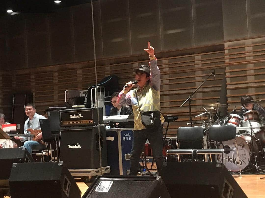 水木一郎さんのインスタグラム写真 - (水木一郎Instagram)「東京・大阪のスパロボ魂ライブのリハ終了。初披露の歌もありで楽しかったZ! 4月28日Zepp東京 5月5日大阪なんばHatch みんなで盛り上がりましょう。 #SRS #スーパーロボット魂ライブ2019 #水木一郎  #ichiromizuki」4月23日 17時16分 - ichiromizuki