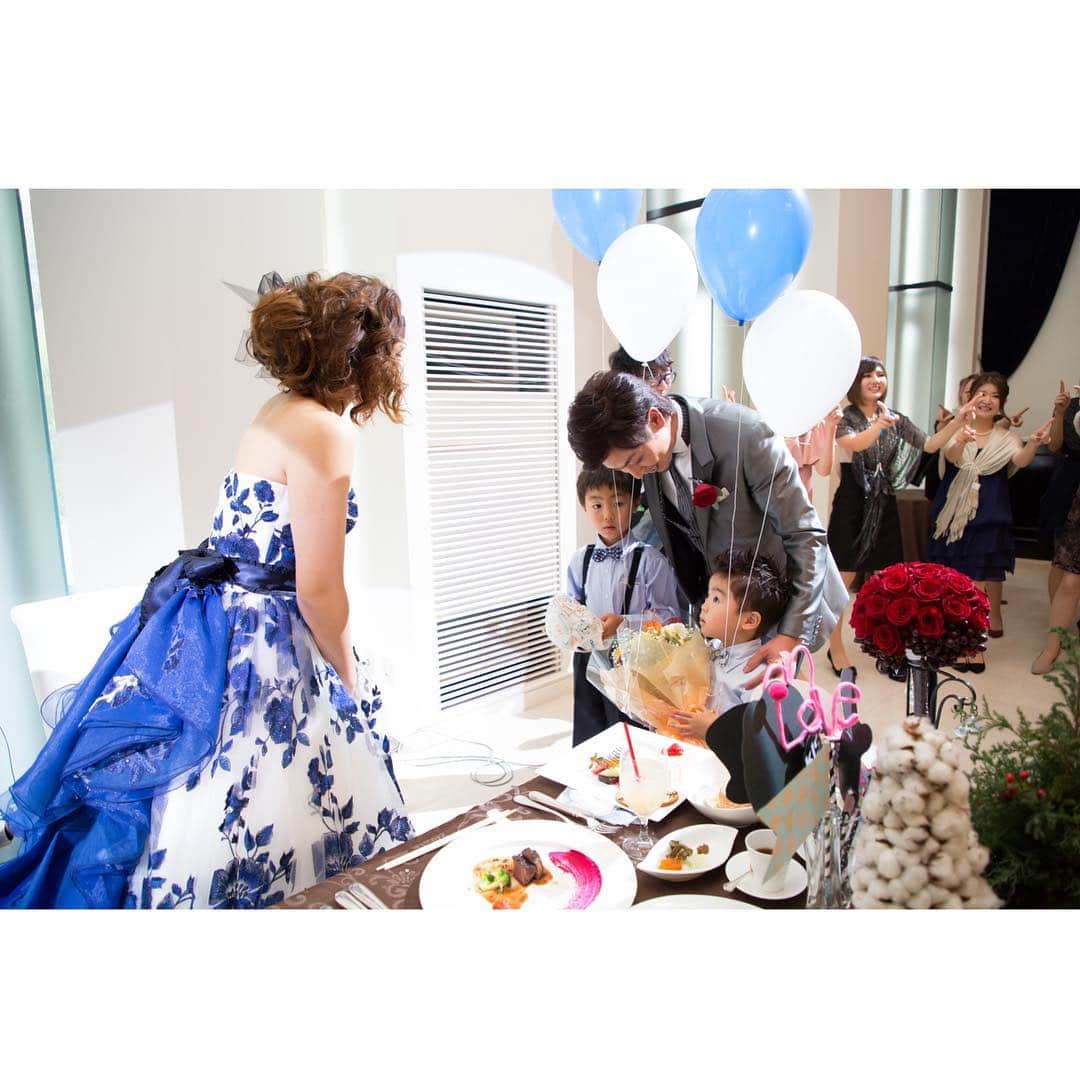 富山結婚式 ヴィラグランディス富山さんのインスタグラム写真 - (富山結婚式 ヴィラグランディス富山Instagram)「， ， ママへ。 いつもありがとう ， ， 子供たちからお母さんへ サプライズプレゼント ， ， ， ， ， ， ， ， ， ， 気になる方はプロフィールから 公式HPをご覧ください▶︎▶︎▶︎」4月23日 17時22分 - villagrandis_toyama