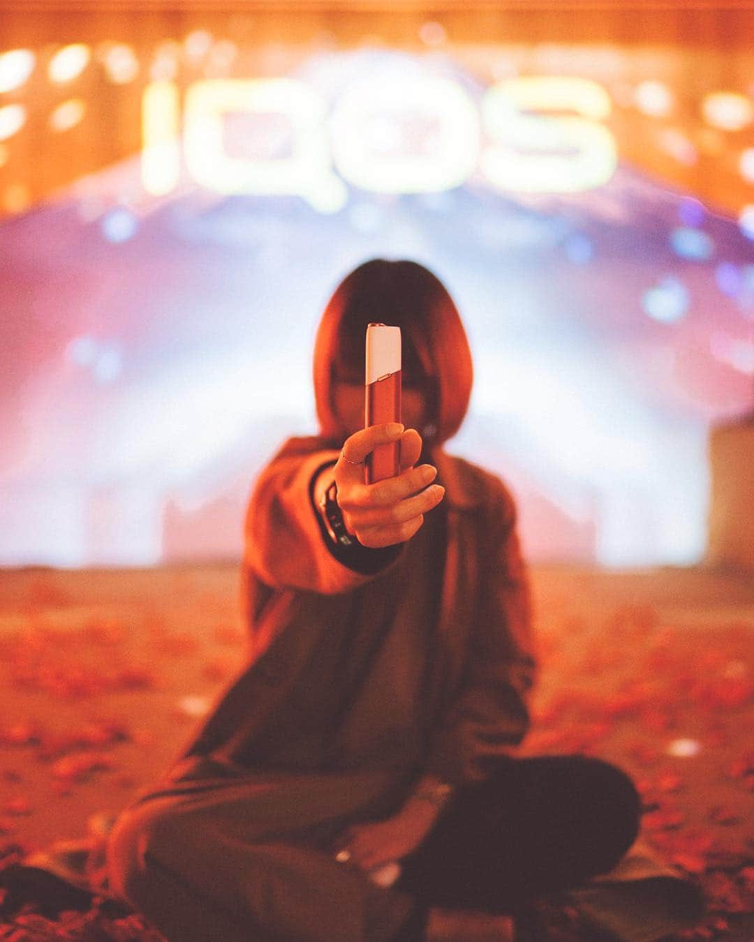 GENTAさんのインスタグラム写真 - (GENTAInstagram)「#IQOSThisChangesEverything #IQOSアンバサダー #IQOSJapan ㅤ Thank you @iqos_jp  ㅤ IQOS NIPPON 祝賀モデルの発表会に参加してきました。 ㅤ 令和の新時代がやってくるまであと少し。 IQOS 3とIQOS 3 MULTIのNIPPON祝賀モデルは日本らしい深紅をテーマにしたモデルでした。 深紅尽くしだった会場は、新元号へのお祝いムードに溢れていました。 ㅤ 詳しくはIQOSストア、公式IQOSのサイトで確認してください。 ㅤ ※成人喫煙者向けの本製品には、リスクがないわけではありません。」4月23日 17時54分 - gnta