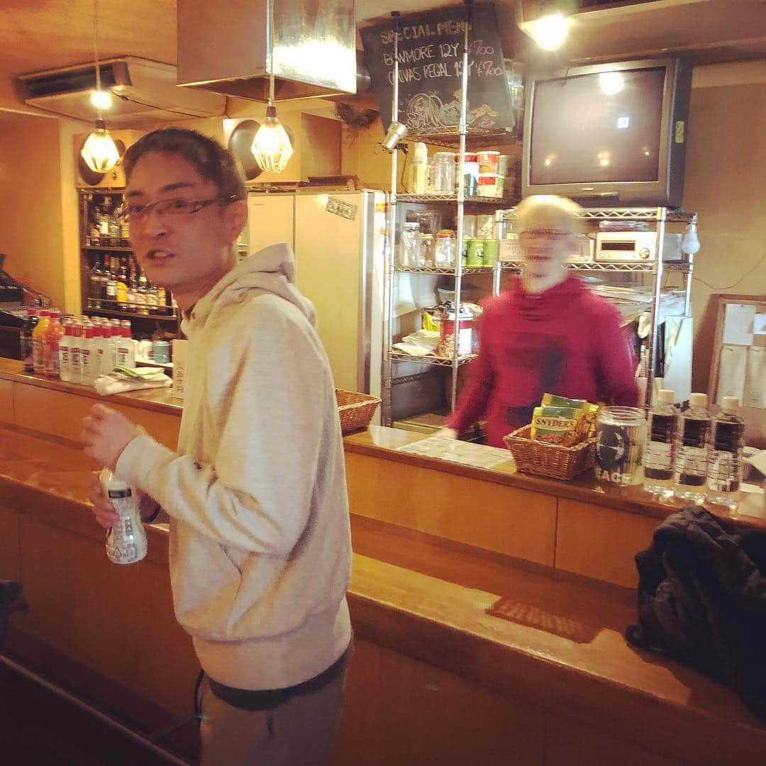 山川のりをのインスタグラム：「今夜は青森市サブライムにてギターパンダライブです。19時/19時30分、2500円+D /3000円+Dです。魅惑のワンマンショーです！お近くの方々会いにきてアイニージュー！」