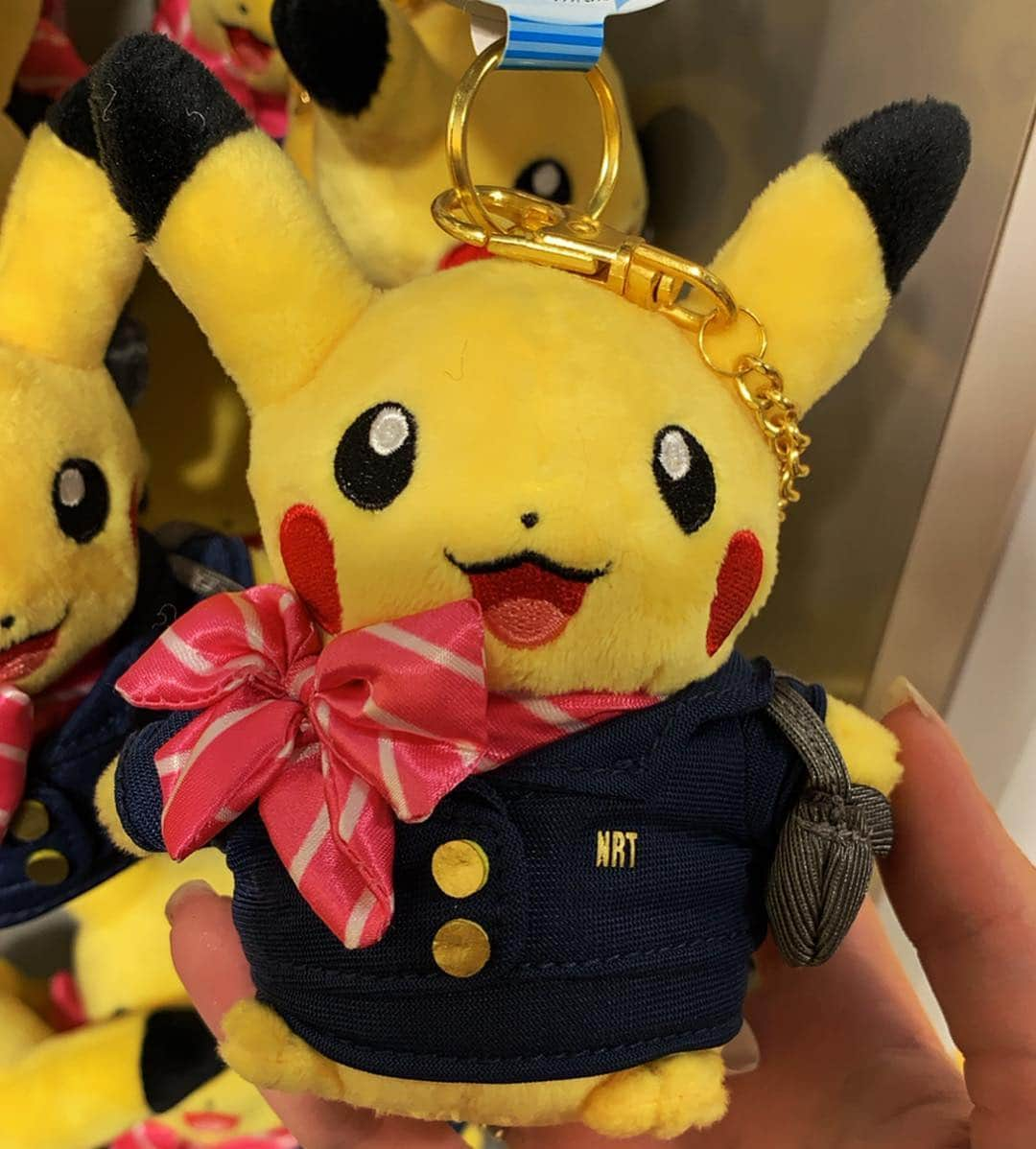 ALINA AKULAさんのインスタグラム写真 - (ALINA AKULAInstagram)「Тебе нравится Пикачу?) - Пика пика ^__^ . #пикачу #pikachu #sweet #cute #pokemon #愛 #ファッション #今日一番いい写真 #写真 #芸術 #きれい #ゴジラロード #旅 #幸せ #自然 #今日一番いい画像 #аниме」4月23日 18時20分 - radharanievna