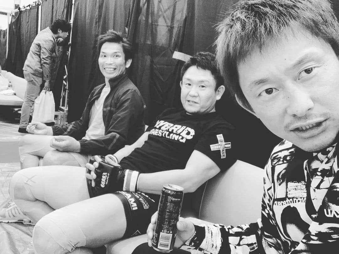 吉永啓之輔さんのインスタグラム写真 - (吉永啓之輔Instagram)「次はJ太郎の番👊  #J太郎#zst#トーナメント#ラストエンペラー#啓之輔」4月23日 9時46分 - keinosuke91