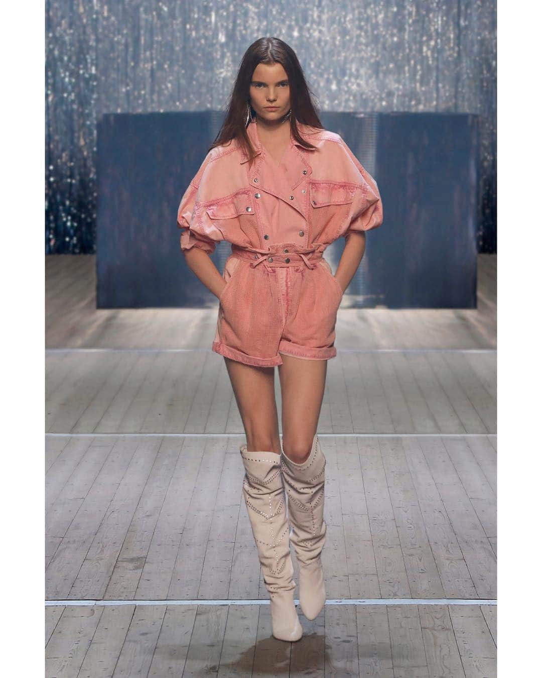 TOMORROWLAND_JPのグルメインスタ