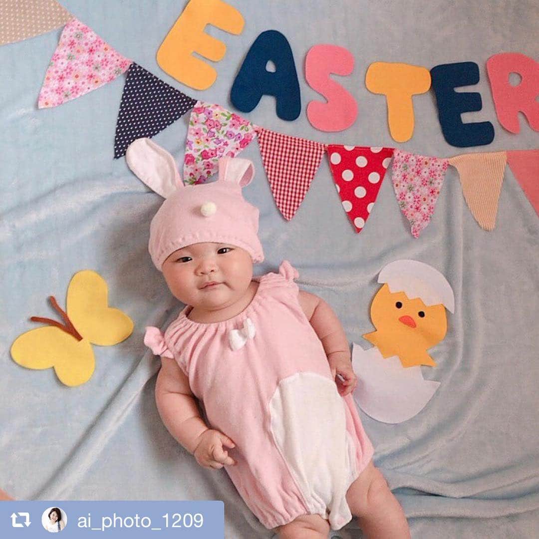 子供衣装レンタル専門店コハレさんのインスタグラム写真 - (子供衣装レンタル専門店コハレInstagram)「こんにちは🐰 . ベビーアート レンタルコハレです(*^◯^*) . . 毎月可愛いお写真をアップしてくれている @ai_photo_1209 様より思わず可愛い〜❤️と出ちゃう癒しショット届きました＼(^ω^)／ . . @ai_photo_1209 様 いつもありがとうございます♡ . #ベビーアート  のこと詳しく書いてくれています✨ . . #ベビーアート  やってみたいけどどうかな？とご検討中の方、是非参考にしてくださいね🎵 . . . .  #repost @ai_photo_1209 via @PhotoAroundApp  今日は#イースター 🐇🥚たいし君、ピンクのうさちゃんになったよ🐰💓 かわいいね〜😍💓 ・ ・ 毎月たのしんでいる @cohare_r #コハレ さんの #ベビーアート  #ねんねアート 👶💓 イースターの今日 4/21 男の子の たいし君がピンクのお洋服を着る機会もなかなかないし🎶と思って ピンクのうさちゃん衣装がついてくる イースターのセットにしたよー🎶 アート全体の写真はストーリーに載せてます🎶 ・ ・ #成長記録 #育児 #新米ママ #ママ1年生  #男の子ママ #男の子ベビー #男の子baby  #男の子ベビーママ #12月生まれ #12月生まれベビー #ベビー #赤ちゃん #赤ちゃんのいる生活 #赤ちゃんのいる暮らし #2018_winter_baby部  #親バカ #親バカ部 #今日のたいし君 #生後4ヶ月 #生後131日目 #4m10d#4month  #4ヶ月 #4ヵ月 #生後4ヵ月」4月23日 10時27分 - cohare_r