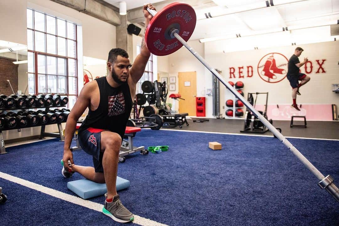 ボストン・レッドソックスさんのインスタグラム写真 - (ボストン・レッドソックスInstagram)「Rainout workout 💪」4月23日 11時25分 - redsox