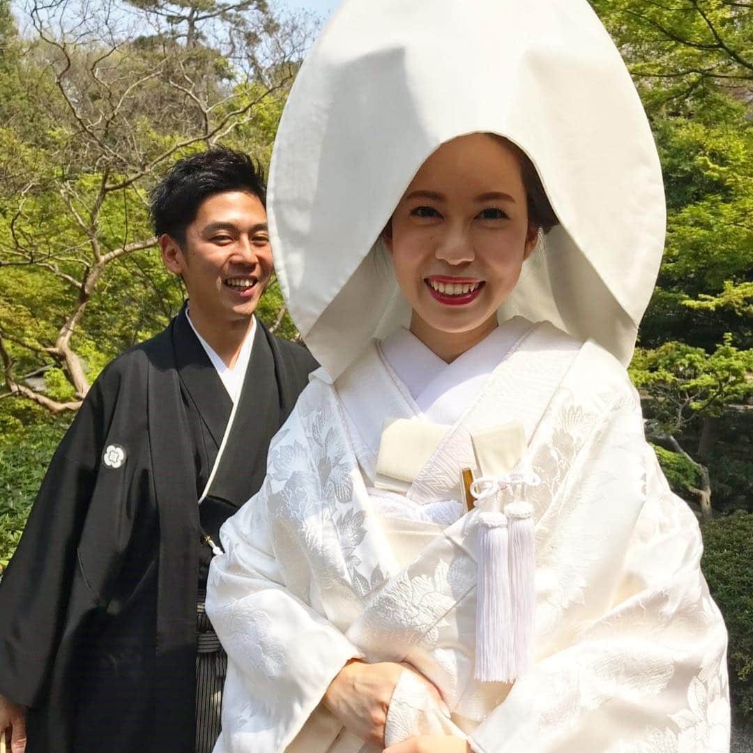 奥山絵里奈さんのインスタグラム写真 - (奥山絵里奈Instagram)「先日後輩の舞の#結婚式 へ！ #八芳園 での式は和洋見れてとても楽しかったし本当に綺麗で見惚れてしまった🥺 和服がこんなに似合うなんて！ そして本当に愛に溢れた、とても舞は周りに愛されてるなぁと感じる式でした。みんな号泣笑 友人の舞を思いやる言葉に私も号泣笑 いつも気が利いて面白い舞♫ 素適な家庭になること間違いなし🥺💕 #八芳園花嫁 #八芳園ウェディング #八芳園結婚式 #和装結婚式 #結婚式コーデ #weddingparty #洋装和装 #美男美女 #美男美女カップル #結婚」4月23日 11時29分 - erinaokuyama