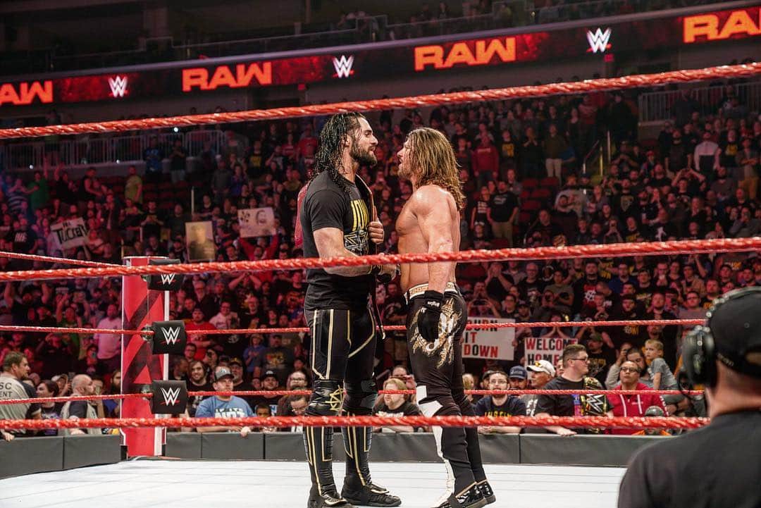 WWEさんのインスタグラム写真 - (WWEInstagram)「IT’S OFFICIAL! At #MITB it’ll be @wwerollins defending the #UniversalChampionship against @ajstylesp1! #Raw」4月23日 12時05分 - wwe