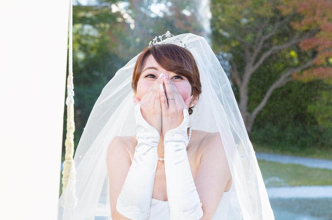 【公式】アールベルアンジェ奈良～結婚式場･ゲストハウス～さんのインスタグラム写真 - (【公式】アールベルアンジェ奈良～結婚式場･ゲストハウス～Instagram)「@artbellangenara をフォローして #アールベルアンジェ奈良 をつけて お写真の投稿おまちしております＊ . ------------------ 本当に大切な人と過ごす柔らかで心地よい時間を「ゲストとの絆深まる」話題のチャペルで素敵な時間をお過ごしくださいませ◎ ------------------ . . ブライダルフェアの予約はTOPの URLからしてくださいね⚐ ＞＞＞@artbellangenara . 『#アールベルアンジェ奈良』. のハッシュタグをつけて お写真を投稿してくださいね＊ こちらの公式IG（@artbellangenara ） で取り上げさせていただきます＊ . . . #アールベルアンジェ奈良#結婚式#結婚 #奈良結婚式場#挙式#奈良#チャペル挙式 #関西花嫁#奈良花嫁#ウェディングドレス #ウェディングレポ#挙式レポ #卒花嫁#プレ花嫁#ウェディング #結婚式準備#結婚準備#花嫁準備 #ウェディングフォト#weddingphoto #Otokucon#日本中のプレ花嫁さんと繋がりたい #weddingtbt #フォトウェディング #ウェディングドレス #洋装」4月23日 13時00分 - artbellangenara