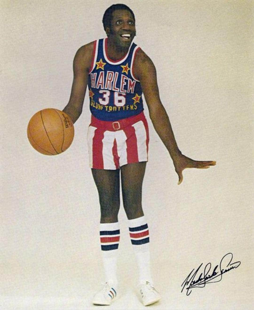 DJプレミアさんのインスタグラム写真 - (DJプレミアInstagram)「My Youth Loving The Harlem Globetters... Meadowlark Lemon Passed At 83 Years Of Age. R.I.P. Super Legend! 🙏🏾」4月23日 18時50分 - djpremier