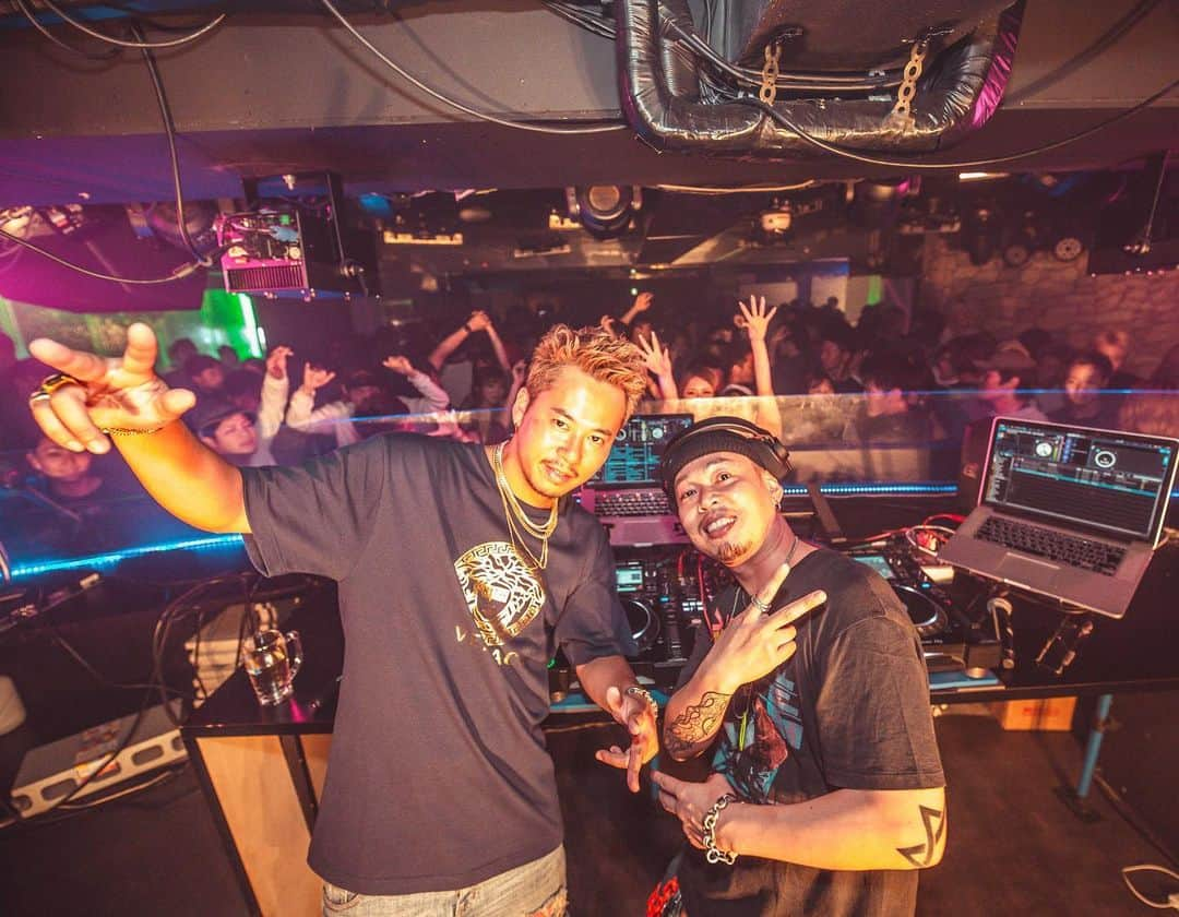 DJ HALさんのインスタグラム写真 - (DJ HALInstagram)「Thanks to @ibiza.fukuoka  Photo by @syotaro_aiura 📸 #fukuoka」4月23日 14時30分 - djhal